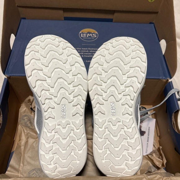 Lems Mesa Barefoot Shoe, Glacier, Size 6 - Picture 2 of 3